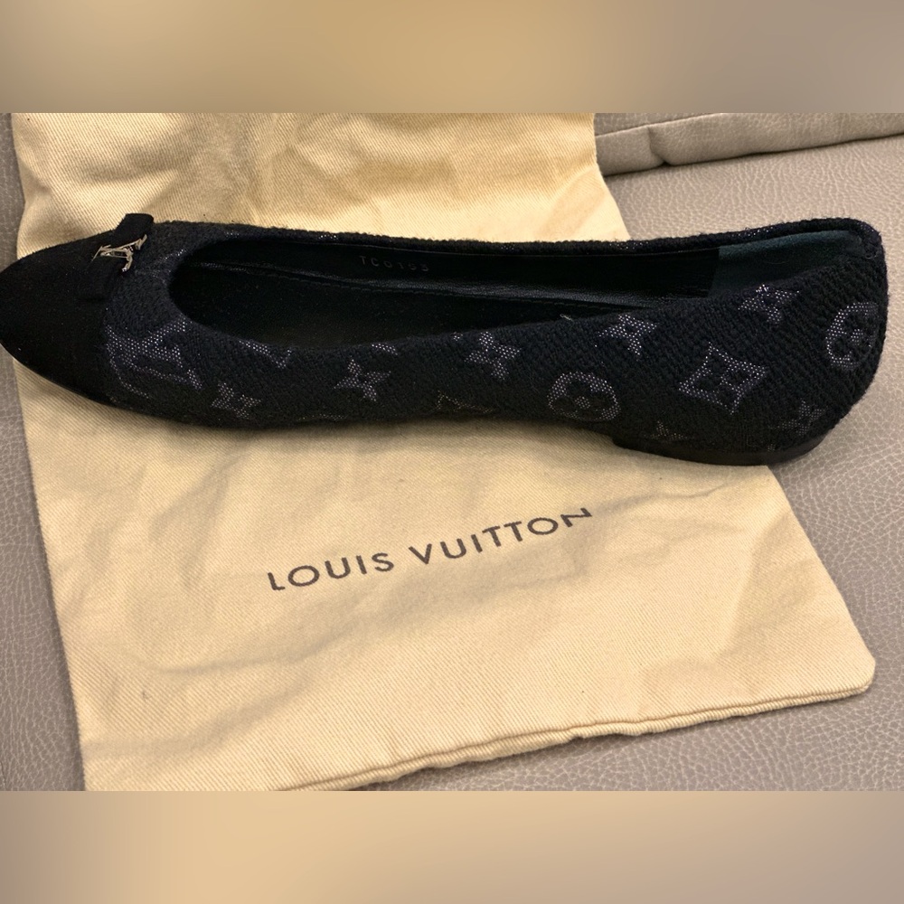 Louis Vuitton black flats. Worn twice.